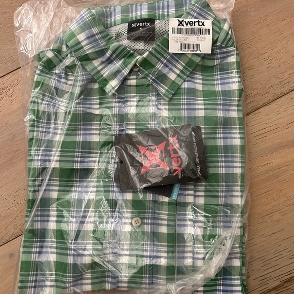 VertX short sleeve button shirt. New in bag. Size small - Picture 2 of 5